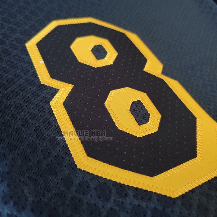 Maglia
 Kobe Bryant NO 8 Los Angeles Lakers Black Mamba Autentico
 Nero
